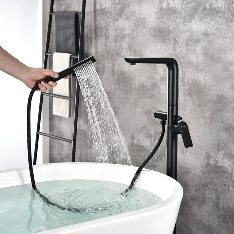 Ducha independiente del grifo de la bañera de latón de la función de agua fría caliente montada en el piso